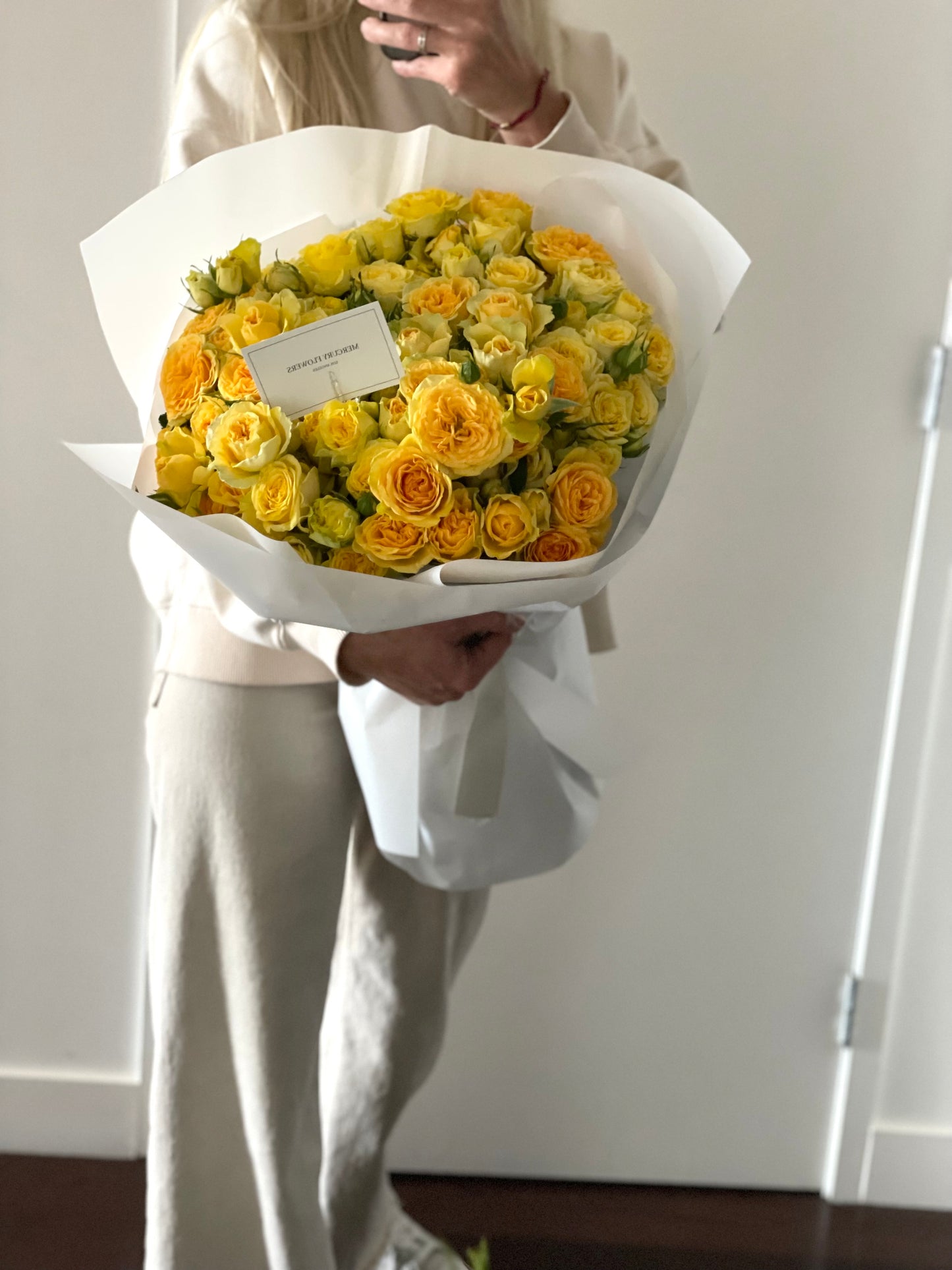 Bouquet of yellow garden roses