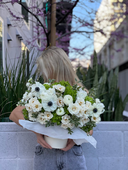 GREEN HYDRANGEA WITH GARDEN ROSES AND AMAZING ANEMONES