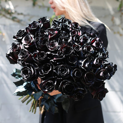 BLACK ROSES BOUQUET